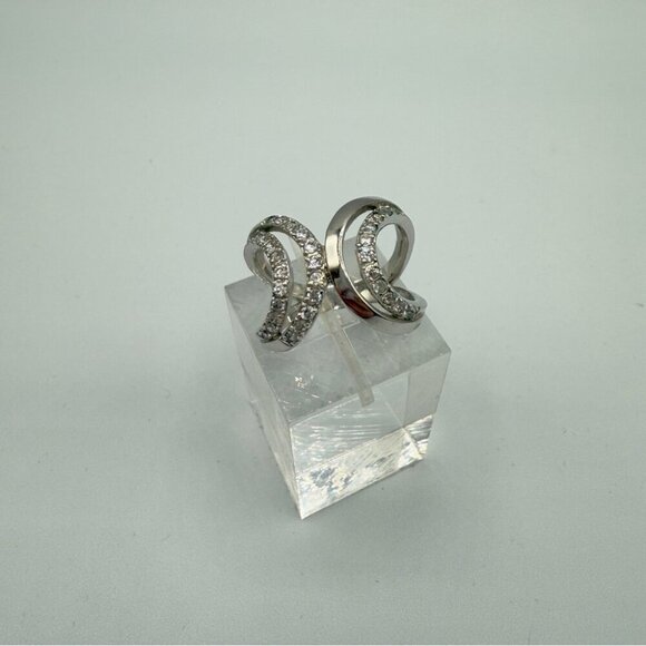 Gorgeous 'Embrace' Infinity Style rIng with CZ studded band - Picture 2 of 14